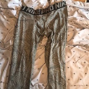 Nike pro thermal tights